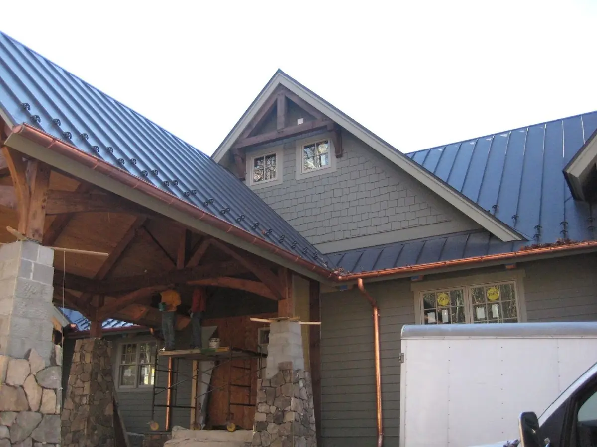 Craftsman Roofing team delivering quality roofing work in Fayson Lakes